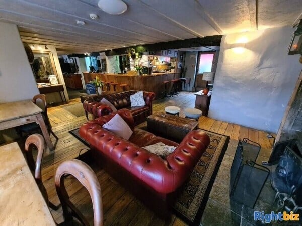 Stunning & Exceptionally Profitable Devon Village Inn With Letting Rooms Photo 4