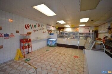 Popular traditional Fish and Chip Shop for sale in Glenrothes. (ref 1437) Popular traditional Fish and Chip Shop for sale in Glenrothes. (ref 1437)
