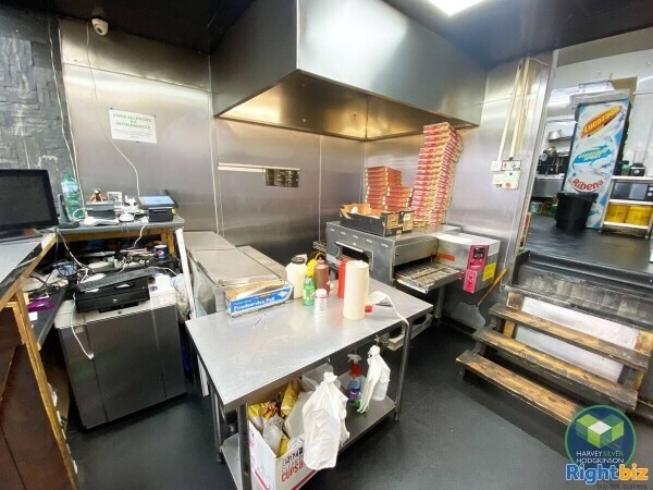 HOT FOOD TAKEAWAY: REDDISH: Photo 4