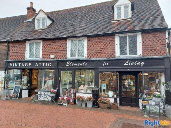 LEASEHOLD HOME INTERIORS/GIFTS/FRAGRANCE BUSINESS Photo 4