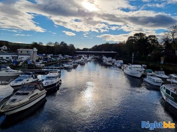 Convenience Store, Fish & Chip Shop, Bed & Breakfast and large family home in Loch Lomond Photo 4