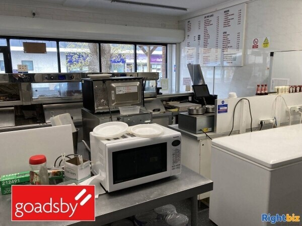 Traditional Fish & Chip Shop - Comprehensively Equipped Photo 4