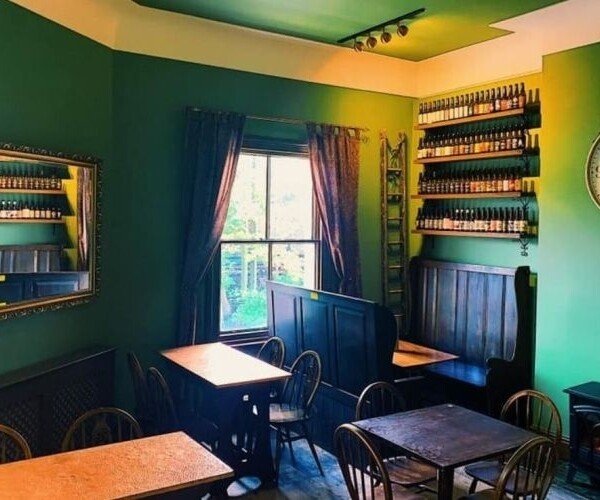 Cocktail/Craft Ale Bar & Restaurant - Cheadle Photo 4