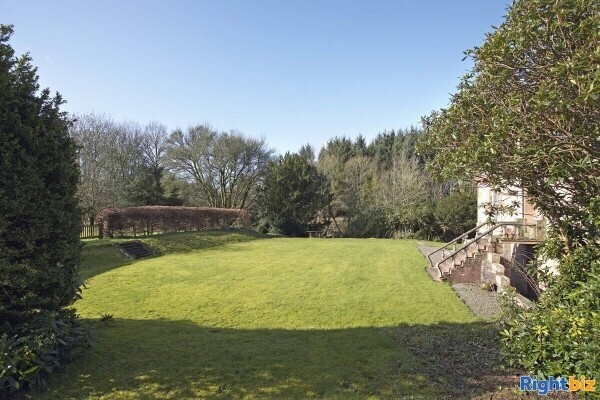 LOCKERBIE - MIXED USE ESTATE WITH SANDSTONE HOME Photo 4