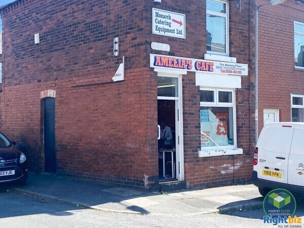 CAFE: HORWICH, BOLTON: Photo 4