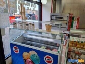 Long established and reputable fish & chip shop on Cambuslang Main Street Photo 4