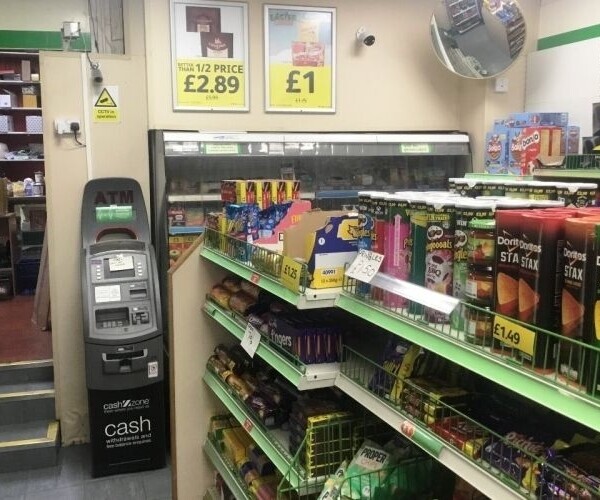 Convenience Store & Accommodation - Colwyn Bay Photo 4