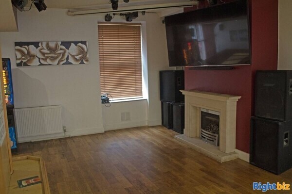 LANCASHIRE - WET LED COMMUNITY LOCAL PUBLIC HOUSE WITH LETTING ROOMS Photo 4