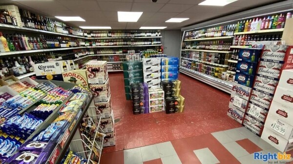 Convenience & Off Licence Store with Well Presented 4 Bedroom Property in Seaside Town Seaham Photo 4