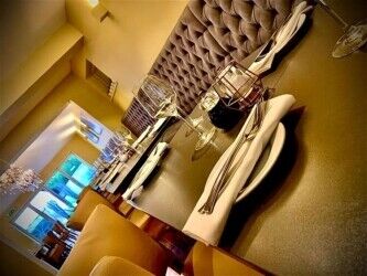 RESTAURANT & BAR affluent village locality close RICKMANSWORTH Photo 4