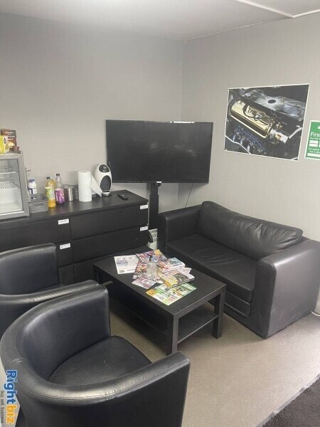 Auto Car Garage/ Workshop Business For Sale - Engine and Transmission specialist Photo 4