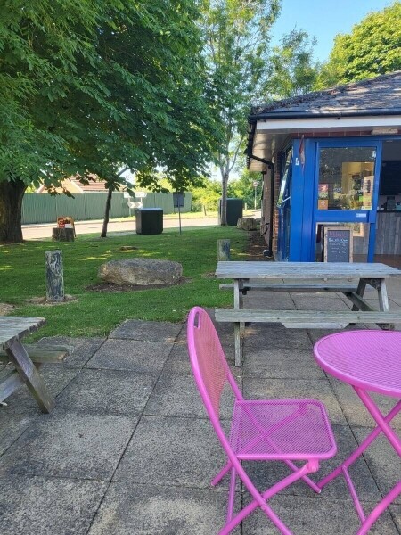 EASILY RUN DAYTIME CAFE on Oxfordshire/Wiltshire border serving large Business Park and villages. Photo 4