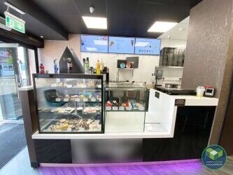 DESSERT SHOP/TAKEAWAY: RUNCORN: Photo 4