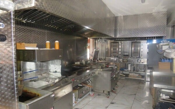 Most Popular Chicken & Pizza Takeaway Business Photo 4