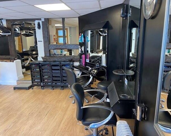 Established Hair Salon Knowle Solihull West Midlands Photo 4