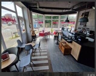 Cafe and lease for sale town centre location Cafe and lease for sale town centre location