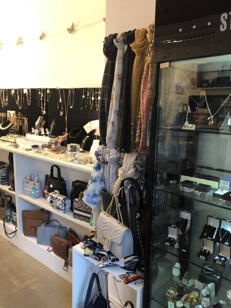 Ladies accessories Shop for sale in Dronfield Photo 5