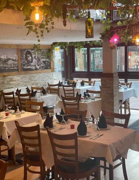 Authentic Licensed Lebanese Restaurant for Sale in Chesham Photo 4
