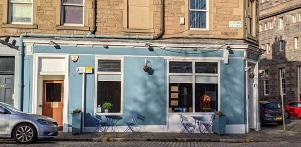 Popular licensed Cafe/Bistro for sale in Leith Photo 4