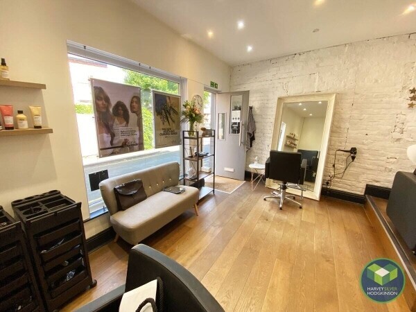 HAIR & BEAUTY SALON: WILMSLOW: Photo 4