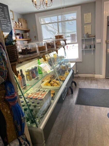 Well-Established, Profitable Family-Run Café in Heart of Affluent Village Photo 4