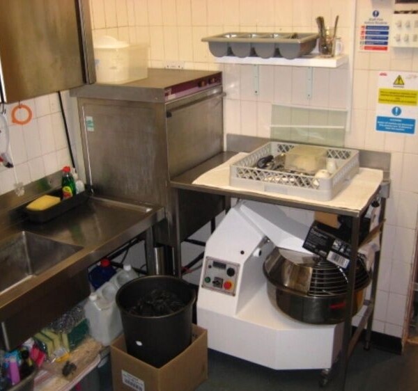 Leasehold Italian Restaurant Located In Falmouth Photo 4