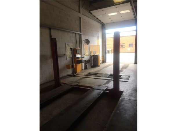 Extremely well established MOT Testing business for sale Photo 4