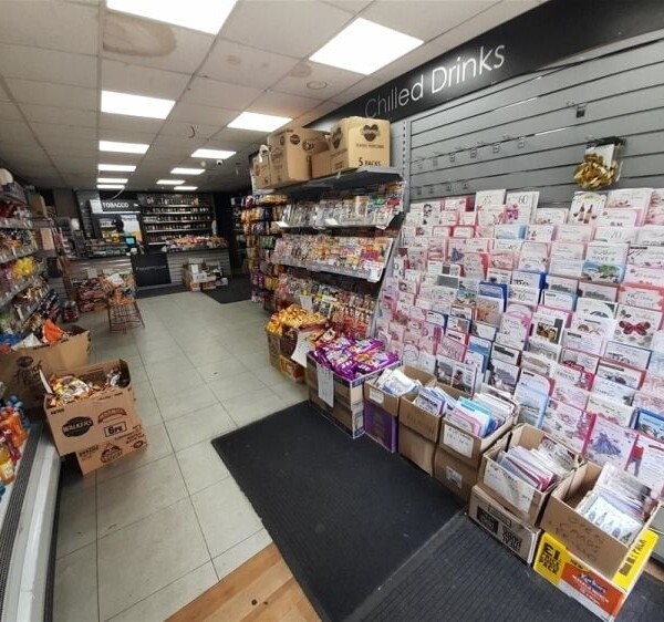 Off License & Convenience For Sale in Castleford Photo 4
