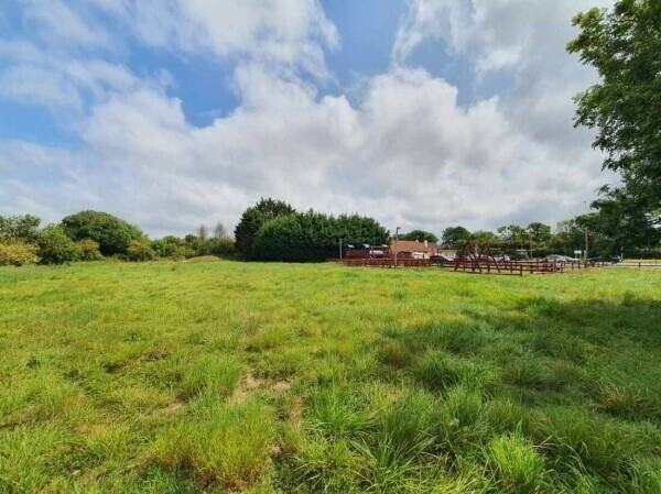 A fantastic public house in a prime location for sale Photo 3
