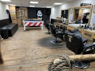 Leasehold barber shop for sale Photo 4