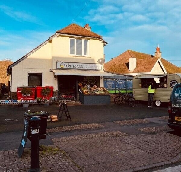 Stunning High-Quality Farm Shop for Sale in Bognor Regis Photo 4