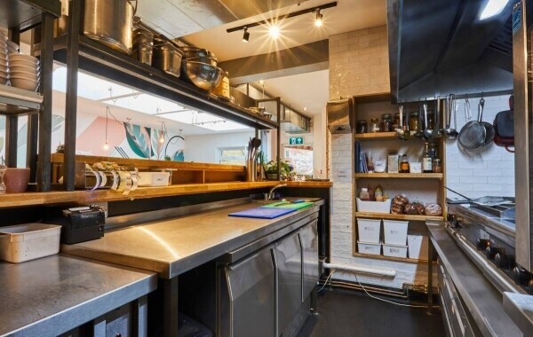 Award-Winning Healthy Café for Sale in Congleton Photo 4