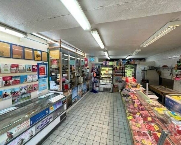 Freehold Post Office Local and Butchers Shop in Erskine, Renfrewshire (ref 1510) Photo 4