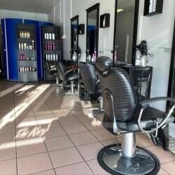 Business For Sale: Hair, Beauty & Tanning Business, Newton Aycliffe Photo 4