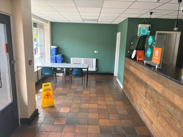 An established, Caribbean takeaway business in a highly sought-after area of Bestwood, Nottingham Photo 4
