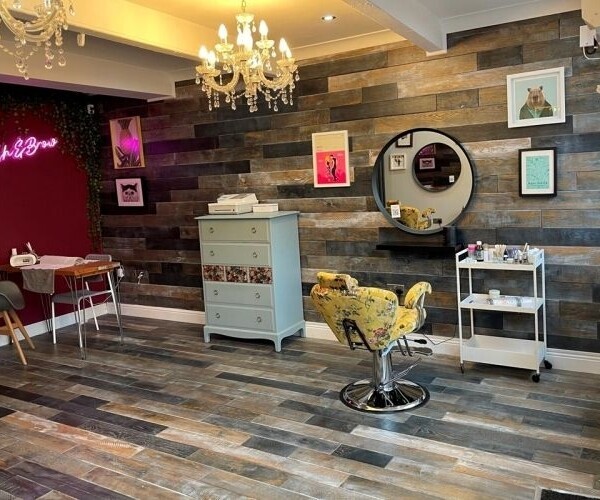 Beauty Salon & Training Centre - Gtr Manchester Photo 4