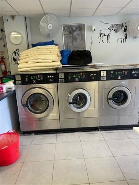 Long-Established and Profitable Laundry and Ironing Business in Bishops Stortford Photo 4
