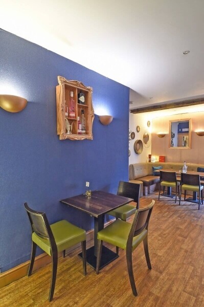 STAFFORDSHIRE - WELL APPOINTED CAFÉ AND WINE BAR IN SOUGHT AFTER TOWN, HIGH STREET LOCATION Photo 4