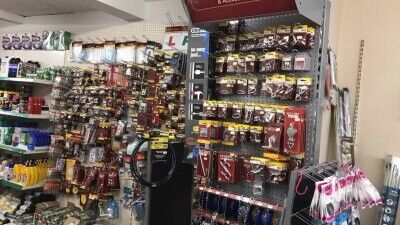 Hardware shop for sale in Bradford on Avon Photo 5