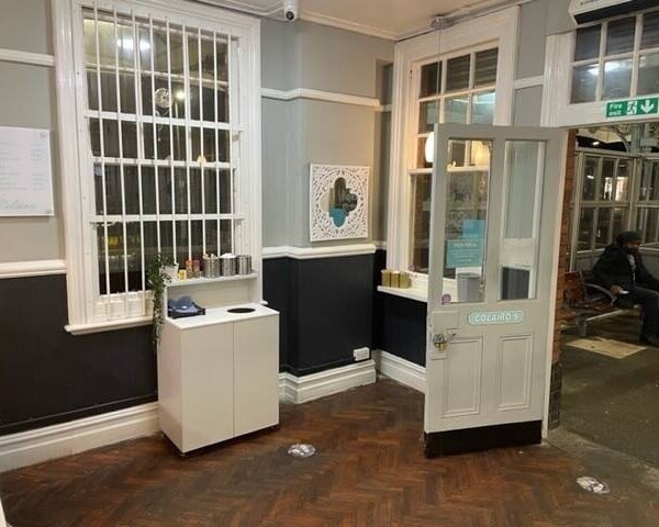 LEASEHOLD STATION  CAFE/COFFEE SHOP Photo 4
