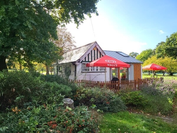 Leasehold pizzeria and coffee shop for sale Photo 4