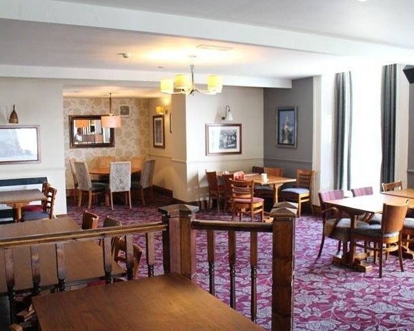 LORD NELSON HOTEL, MILFORD HAVEN, PEMBROKESHIRE : FOR SALE BY PUBLIC AUCTION (UNLESS PREV SOLD) Photo 4