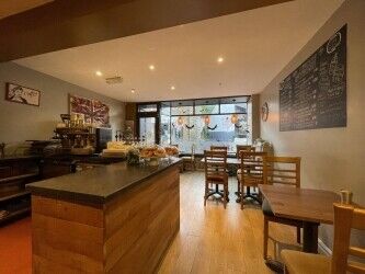 A WELL-ESTABLISHED CONTEMPORARY CAFÉ  LOCATED WITHIN THE HEART OF DRONFIELD Photo 4