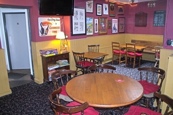 GWYNEDD - POPULAR BAR/RESTAURANT IN POPULAR BAYSIDE VILLAGE Photo 4