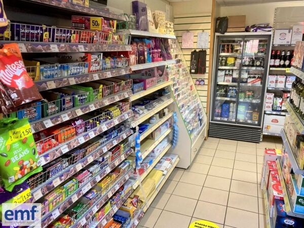 CONVENIENCE STORE Photo 4