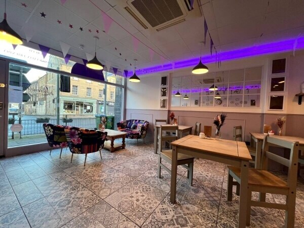 Award Winning and Beautifully presented Boutique Coffee shop and Cafe in Dalkeith, Midlothian. Photo 4