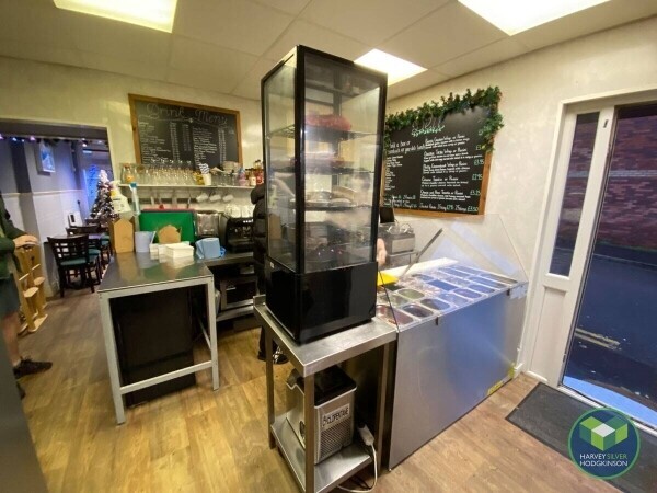 CAFE: BLACKLEY: Photo 4