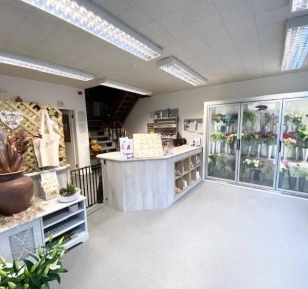 Leasehold Florists Located In Droitwich Spa Photo 4