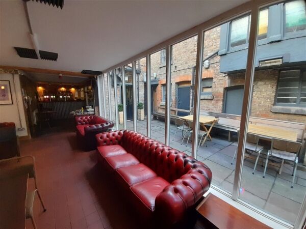 Licenced Trade, Pubs & Clubs For Sale in Bridlington Photo 4