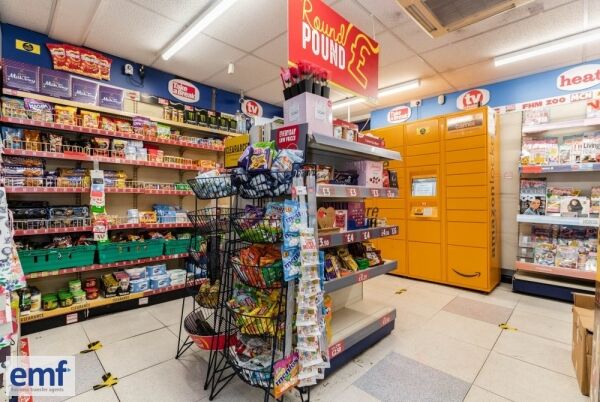 Convenience Store Photo 4